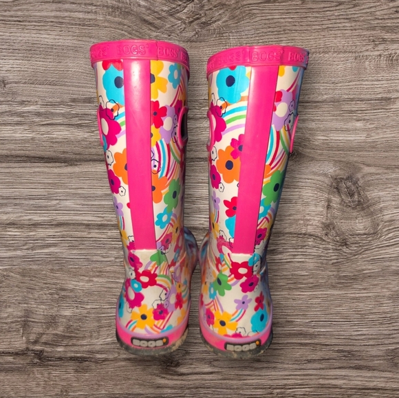 Bogs Rainboot Rainbow Flower Bone - Picture 5 of 7